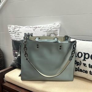Pre Loved Coach Rogue 35